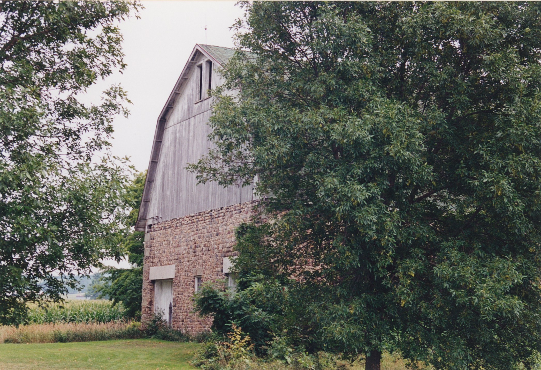 Att-1 513 Halls Corners Rd 2